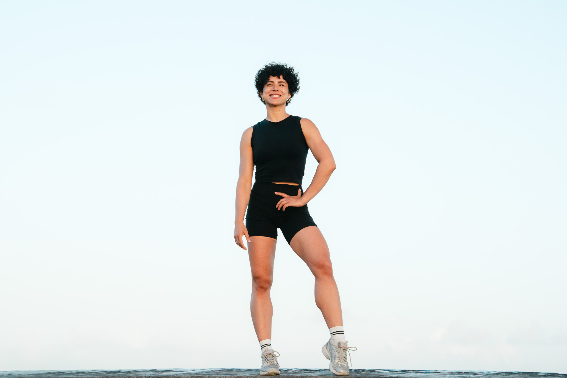 Laura Treto, full body, action ready